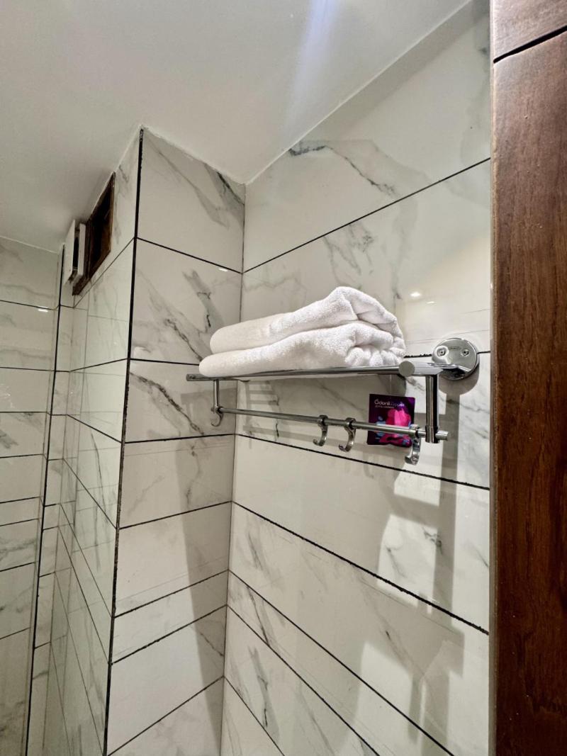Prism Grand Hotel Zirakpur Екстериор снимка