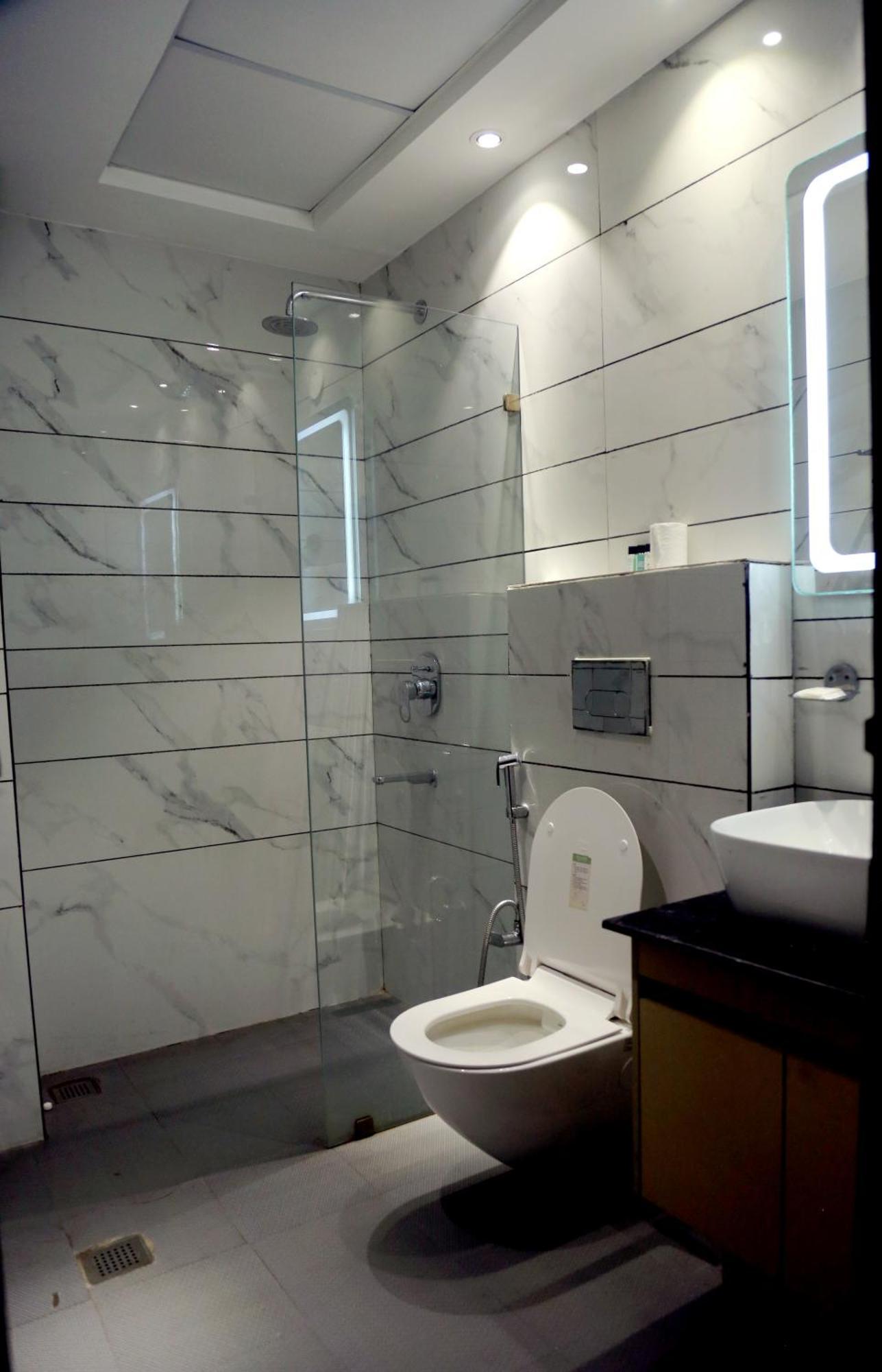 Prism Grand Hotel Zirakpur Екстериор снимка